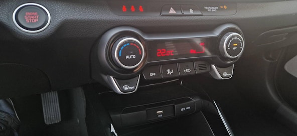 Vehicle image 5 Vehicle image 5