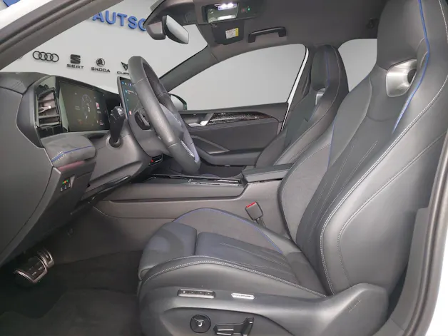 VW Passat Variant 2.0 TDI evo R-Line DSG