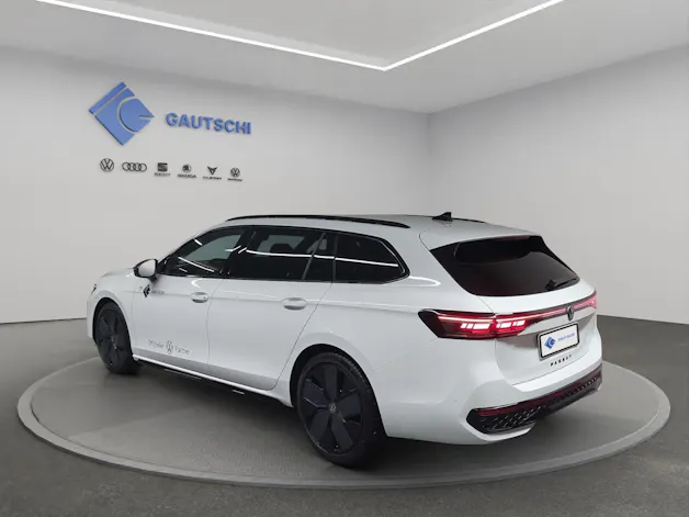 VW Passat Variant 2.0 TDI evo R-Line DSG