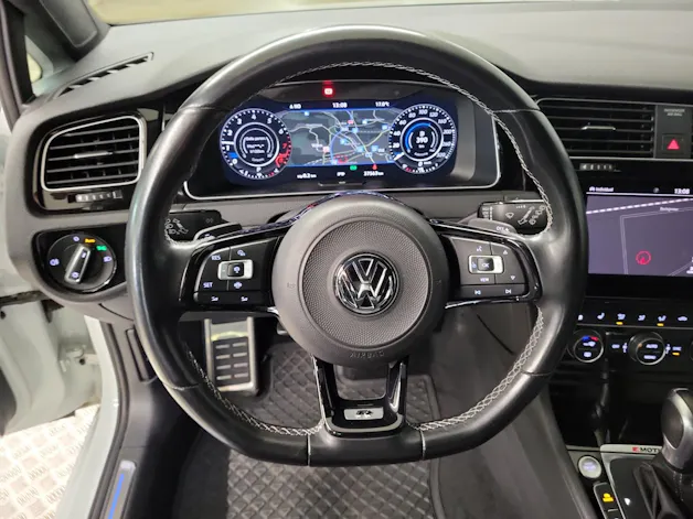VW Golf VII 2.0 TSI R DSG 4motion