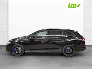 VW Golf VIII Variant 2.0 TSI R DSG 4motion