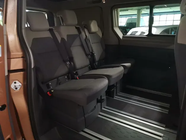 VW T7 California 2.0 TSI Beach Tour DSG