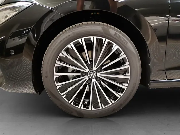 VW Passat Variant 2.0 TDI Elegance DSG