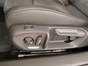 VW Passat Variant 2.0 TDI Elegance DSG
