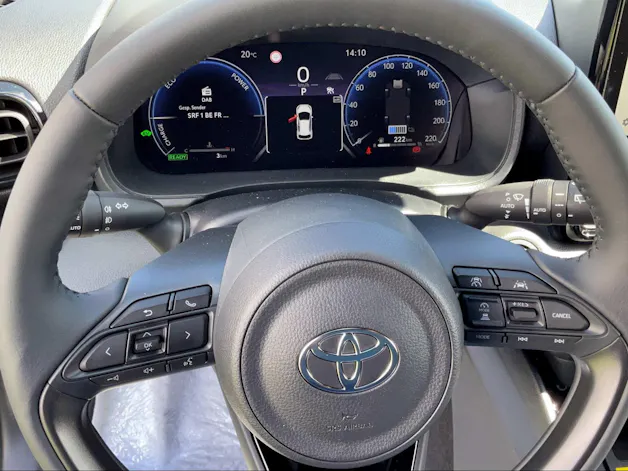 Toyota Yaris 1.5 VVT-i HSD Premium