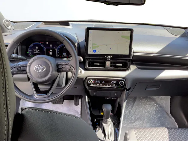 Toyota Yaris 1.5 VVT-i HSD Premium
