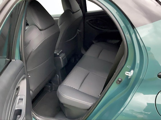 Vehicle image 11