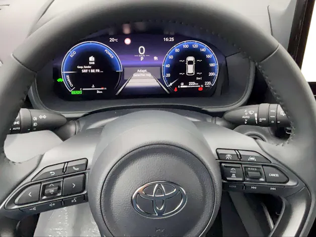 Toyota Yaris 1.5 VVT-i HSD Premium