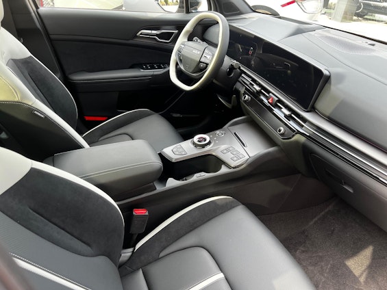 Vehicle image 7 Vehicle image 7