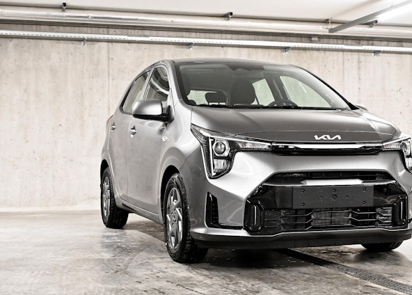 Vehicle image 9 Vehicle image 9