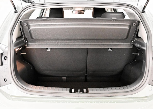 Vehicle image 13 Vehicle image 13