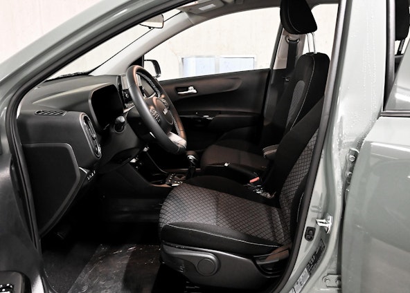 Vehicle image 2 Vehicle image 2