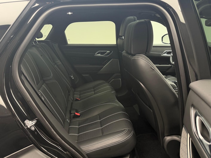 Vehicle image LAND ROVER RANGE ROVER VELAR