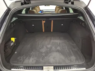 Mercedes-Benz E 220 d AMG Line 4Matic T