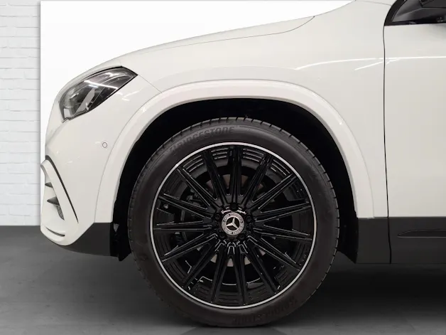 Mercedes-Benz GLA 200 Night Star