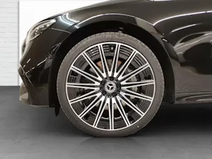 Mercedes-Benz E 220 d AMG Line 4Matic
