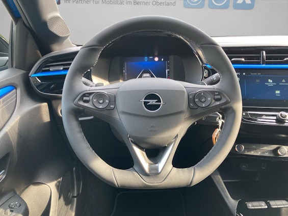 Vehicle image 14 Vehicle image 14