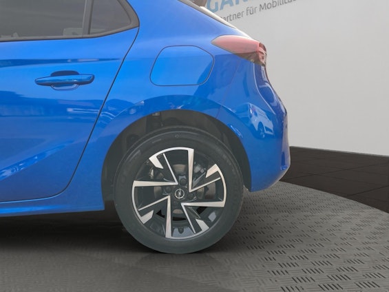 Vehicle image 21 Vehicle image 21