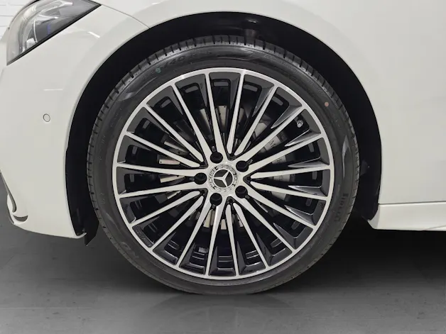 Mercedes-Benz C 200 AMG Line 4Matic
