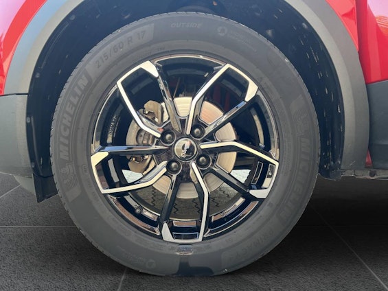 Vehicle image 10 Vehicle image 10