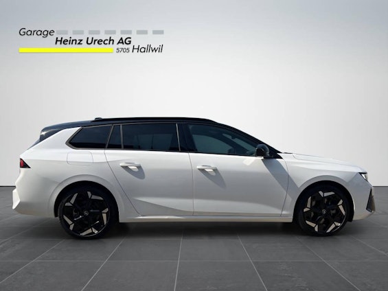 Vehicle image 4 Vehicle image 4