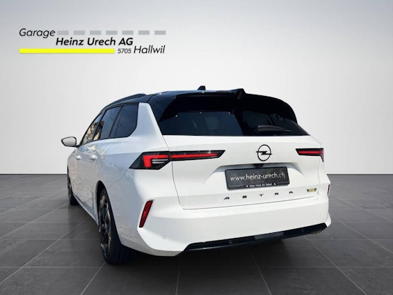 Vehicle image 2 Vehicle image 2