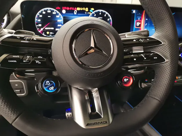 Mercedes-Benz AMG GLA 35 4Matic