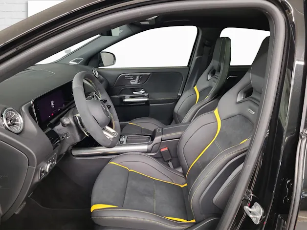 Mercedes-Benz AMG GLA 45 S 4Matic +