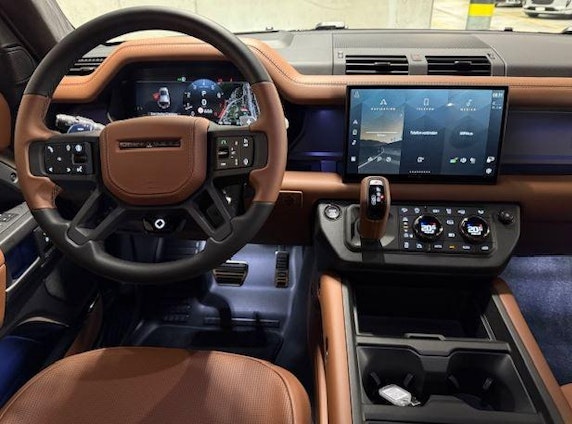 Vehicle image 15 Vehicle image 15