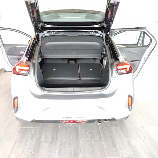 Vehicle image OPEL CORSA