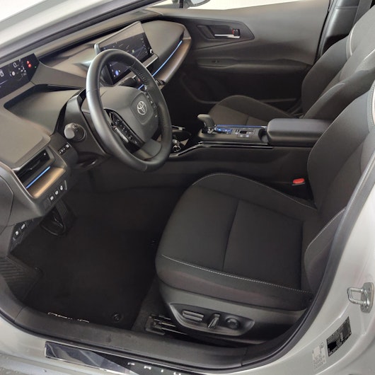 Vehicle image TOYOTA PRIUS+