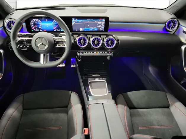 Mercedes-Benz A 200 AMG Line Night Star