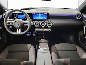 Mercedes-Benz A 200 AMG Line Night Star