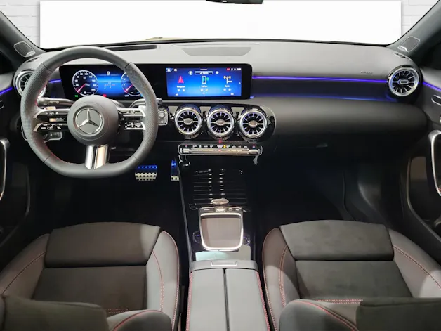 Mercedes-Benz A 200 AMG Line Night Star