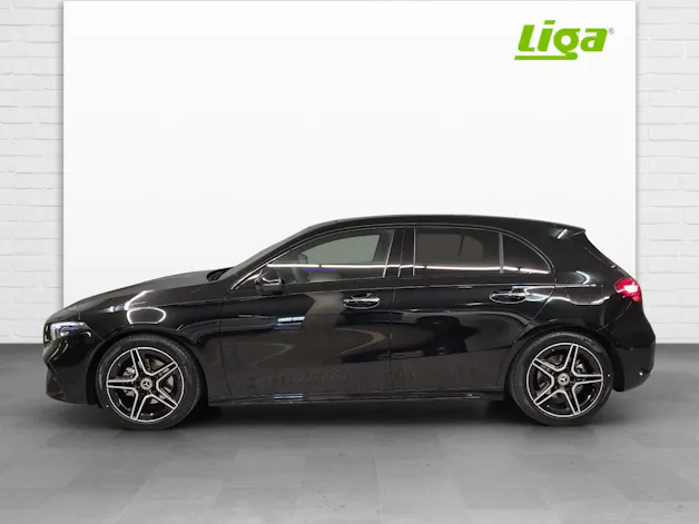Mercedes-Benz A 200 AMG Line Night Star
