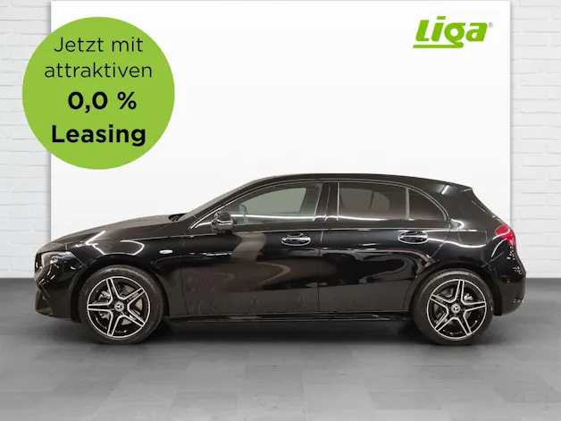 MERCEDES-BENZ A 250 e AMG Line EQ Star