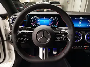 Mercedes-Benz A 250 AMG Line 4Matic