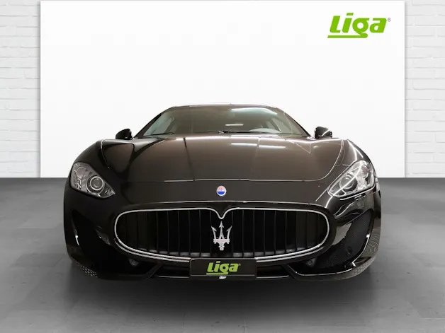 Maserati Gran Turismo 4.7 V8 Sport