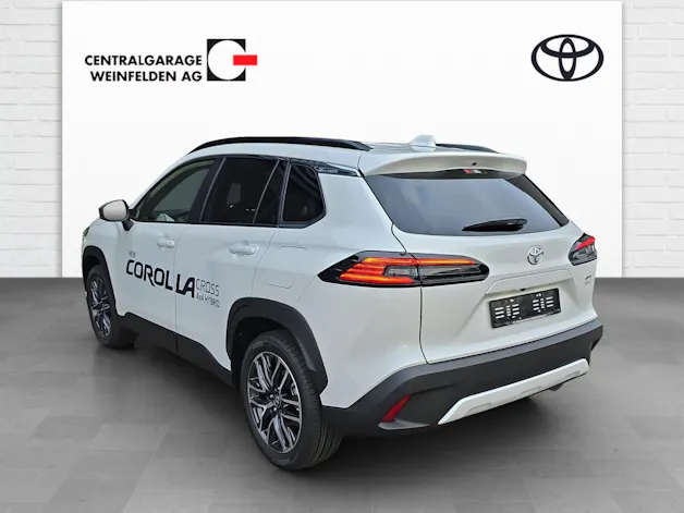 Toyota Corolla Cross 2.0 HSD Premium AWD-i
