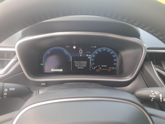 Vehicle image 15 Vehicle image 15