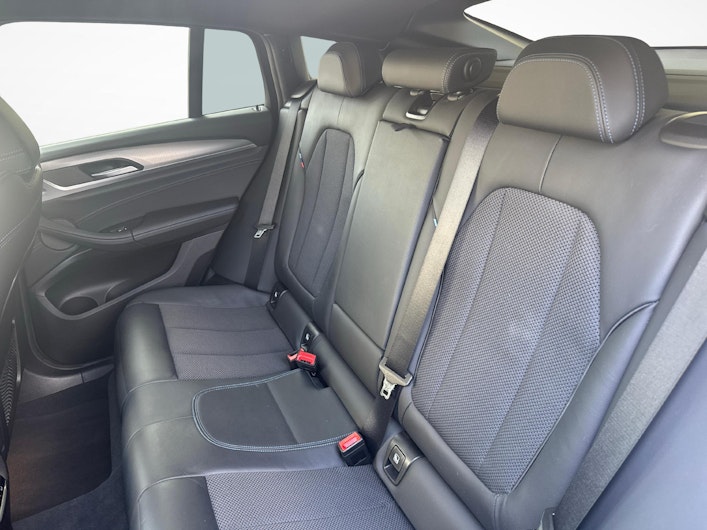 image du véhicule BMW X4