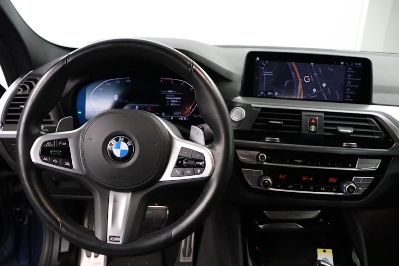 Vehicle image BMW X4