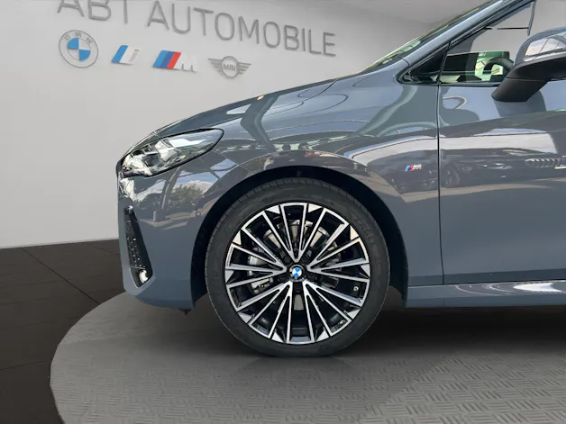 BMW 223i xDrive Active Tourer