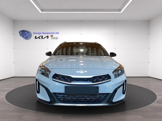 First vehicle image First vehicle image