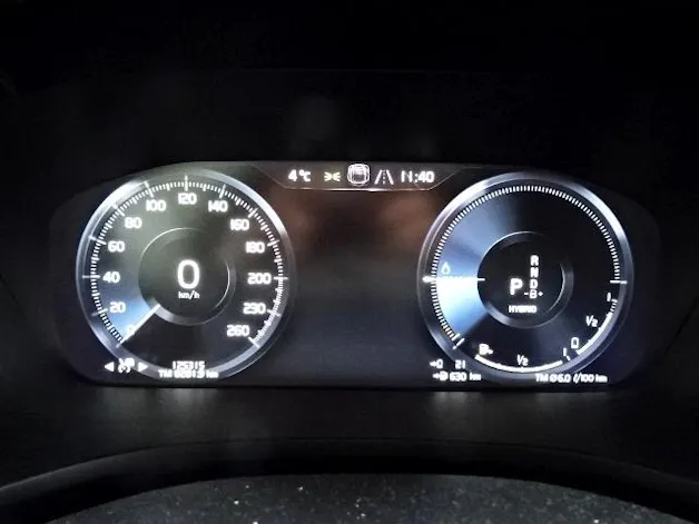 Volvo V60 2.0 T8 TE R-Design eAWD