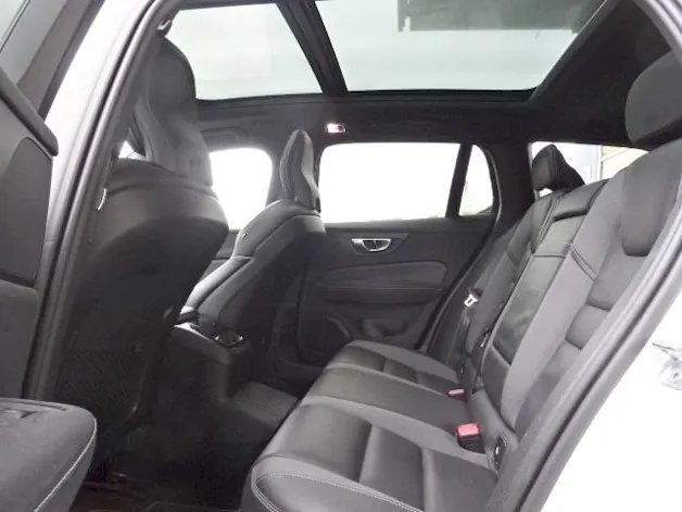 Volvo V60 2.0 T8 TE R-Design eAWD