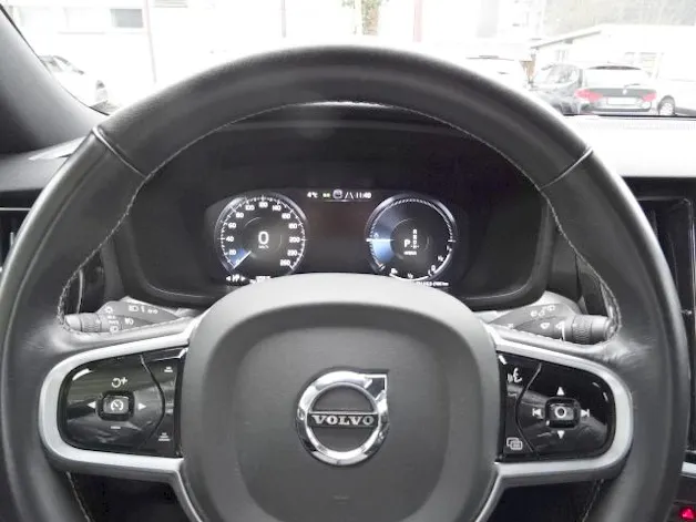 Volvo V60 2.0 T8 TE R-Design eAWD