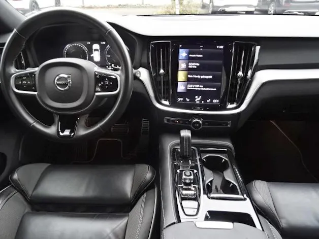 Volvo V60 2.0 T8 TE R-Design eAWD
