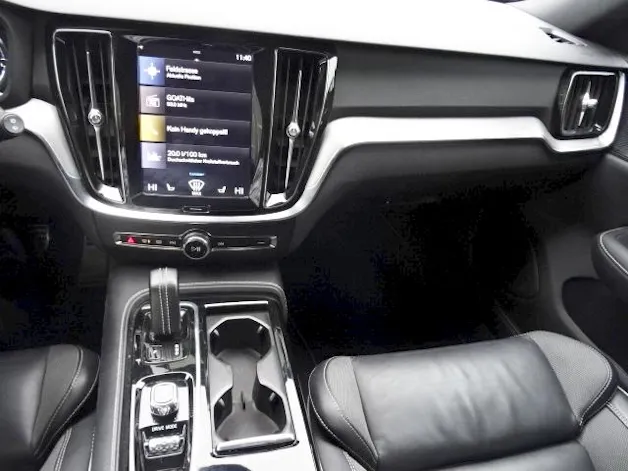Volvo V60 2.0 T8 TE R-Design eAWD