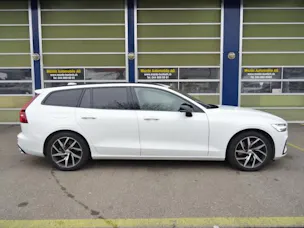 Volvo V60 2.0 T8 TE R-Design eAWD